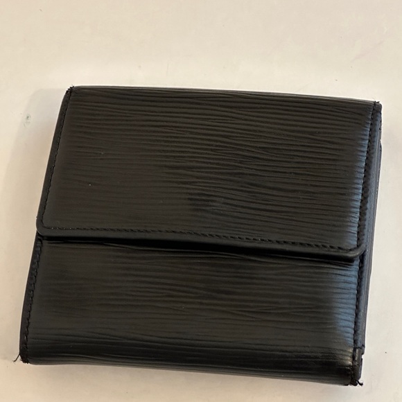 Louis Vuitton Black Leather Epi wallet - Picture 1 of 10